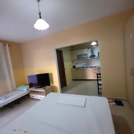 Johann's Apartament Wlora